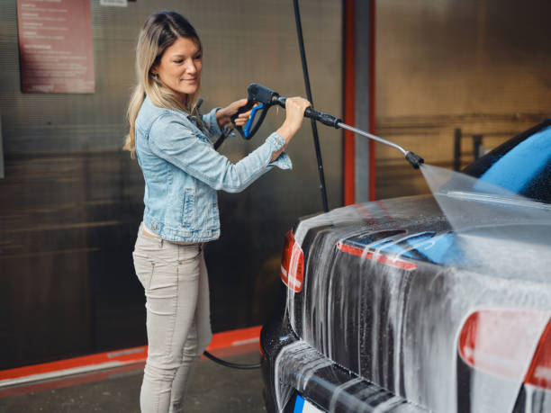 Best Roof Power Washing Services  in Bellville, OH